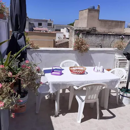 Casa Dello Scoglio Nel Mare דירה